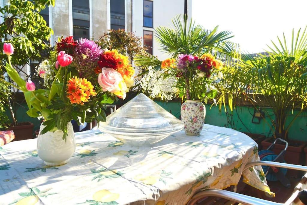 City-Life Duomo: Central Apartment with Sunny Terrace Milan Exterior photo